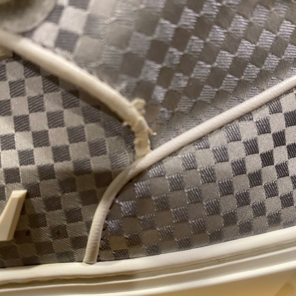 Men’s Damier Louis Vuitton Mid Top Sneakers - Picture 5 of 11